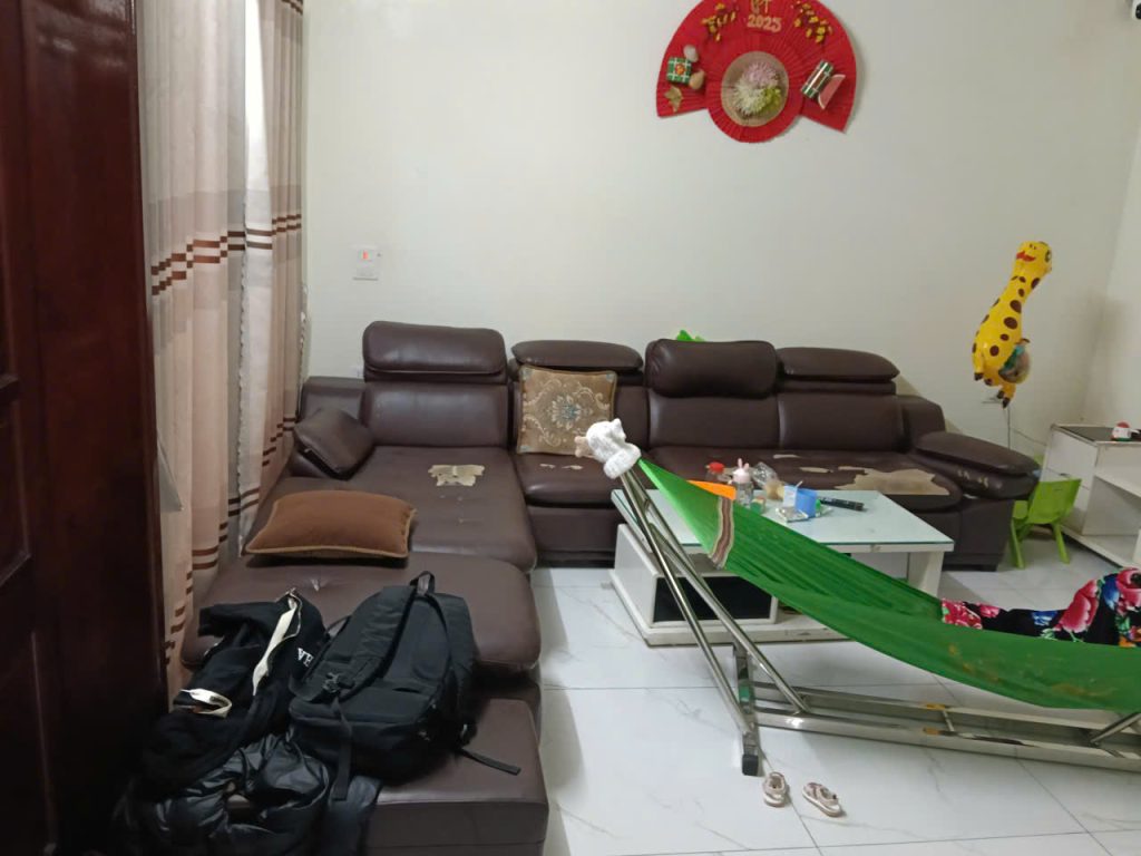 Bọc lại ghế sofa da cho khách tại Thanh Xuân