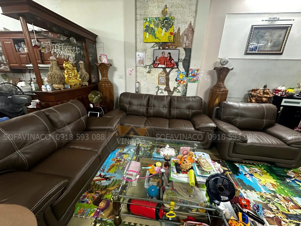 Bọc lại ghế sofa cho khách tại Pháo Đài Láng