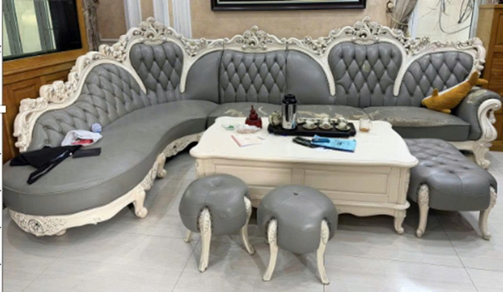 Hiện trạng bộ sofa trước khi bọc lại