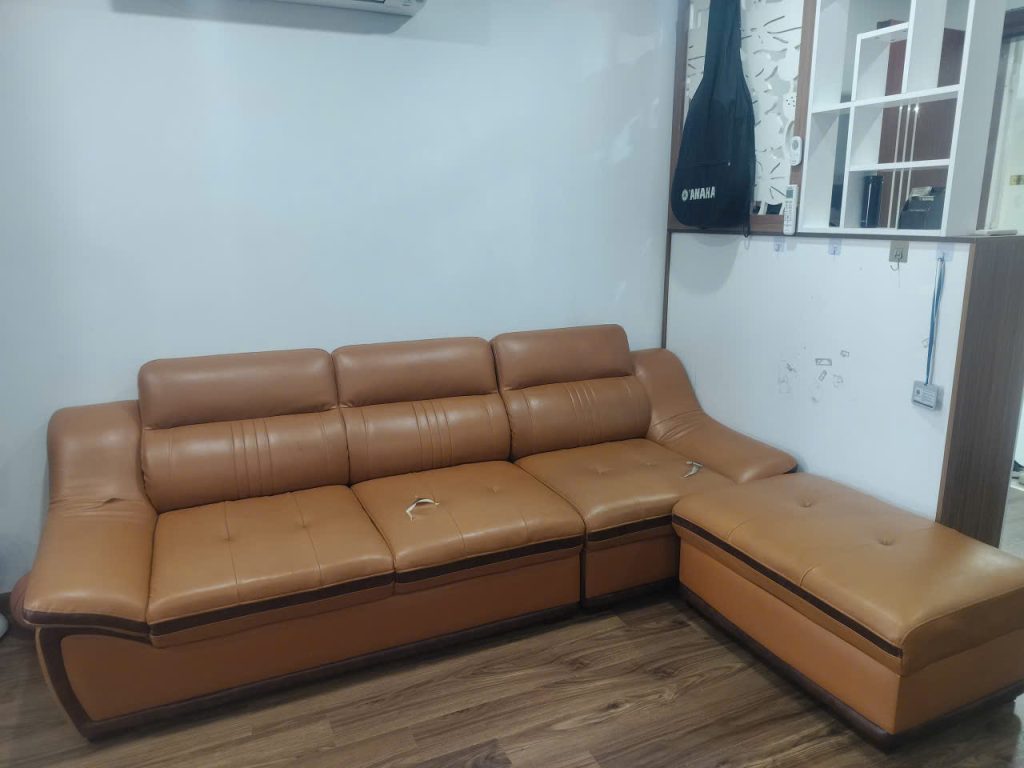 Ghế sofa bị rách mặt ghế ngồi