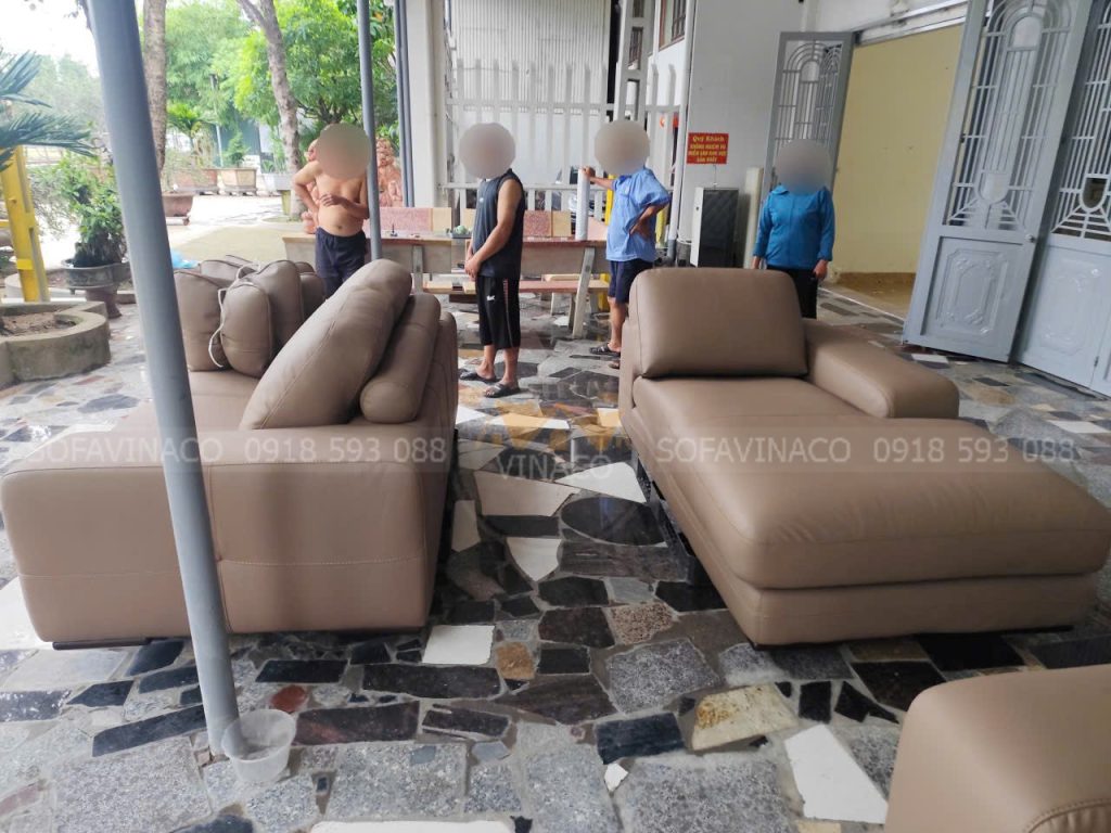 Bọc Lại Ghế Sofa Da Cao Cấp Cho Khách Hàng Tại Phú Diễn