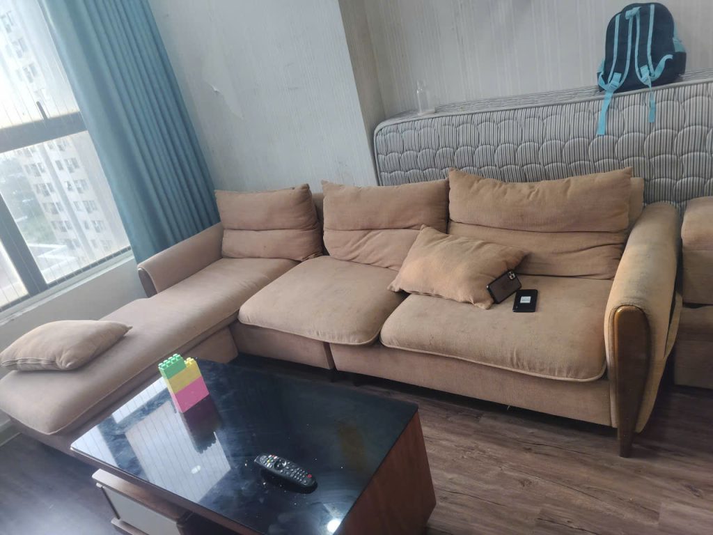 Bọc lại ghế sofa từ vải sang da cho khách tại Mễ Trì