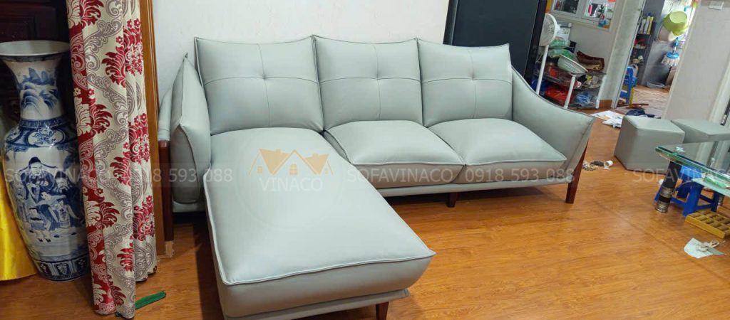 Chiếc ghế sofa sau khi bọc lại tại nhà khách hàng