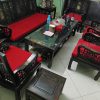 Đệm ghế đỏ đô sang trọng phù hợp không gian phòng khách