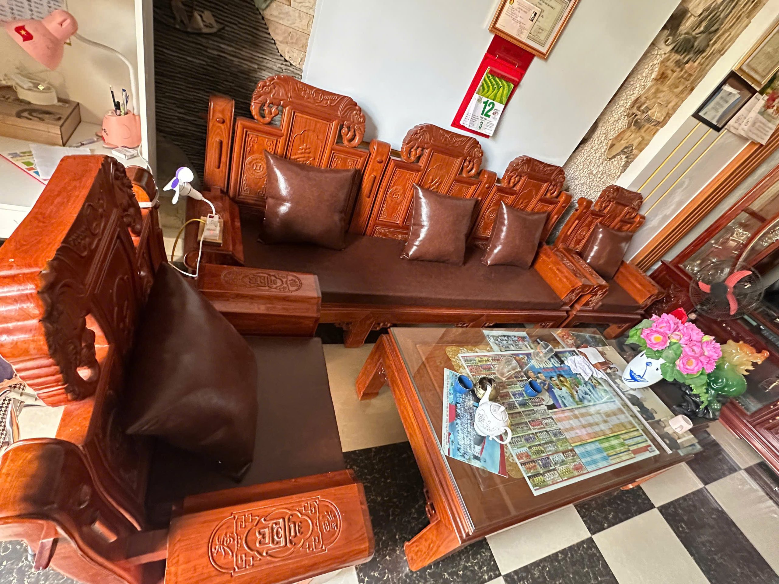 Làm đệm ghế da cho khách tại Mê Linh