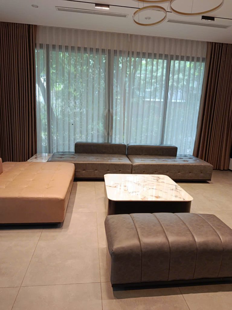Bọc lại ghế sofa da cho khách tại Đại Lải, Phú Thọ