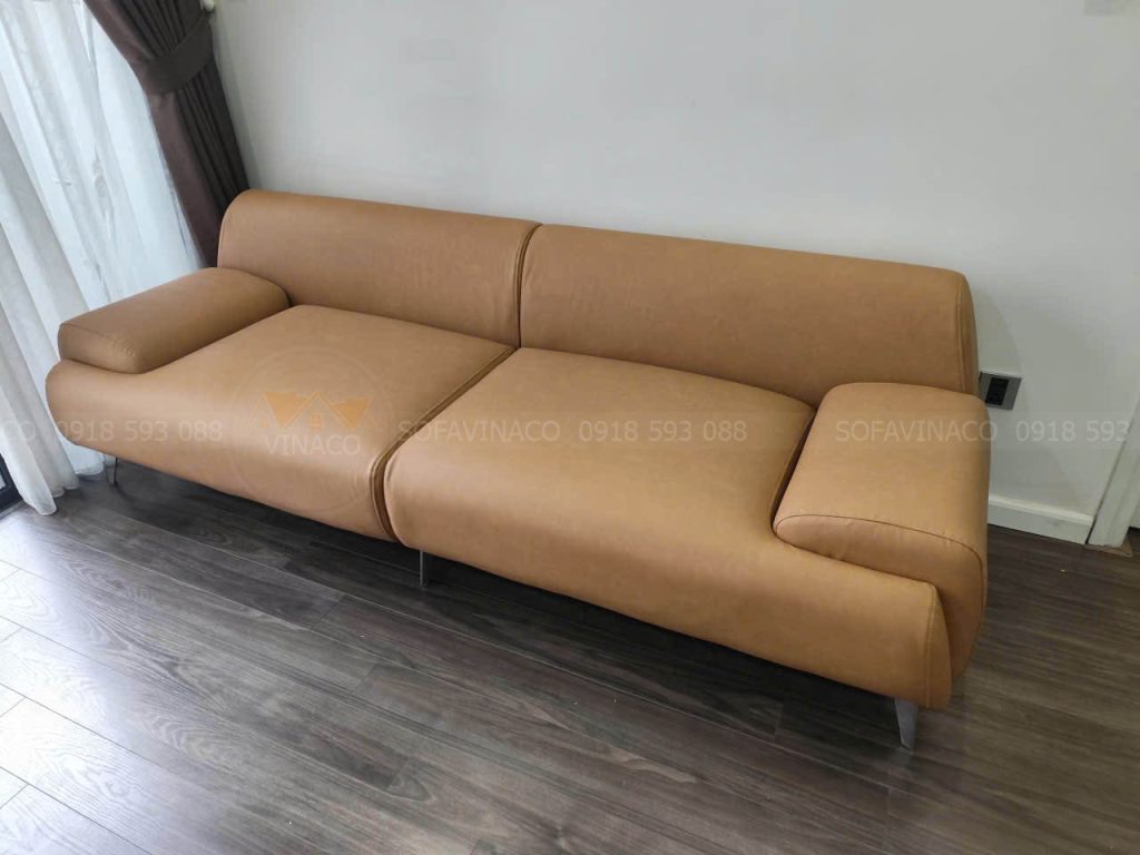 Sau khi bọc sofa bằng da rất đẹp
