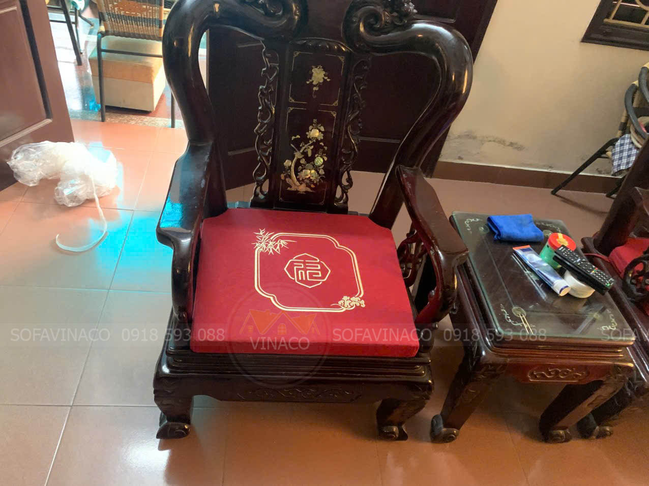 IMG_20261024_101735 Đệm ghế thêu trúc phù hợp với bộ ghế đồng kỵ